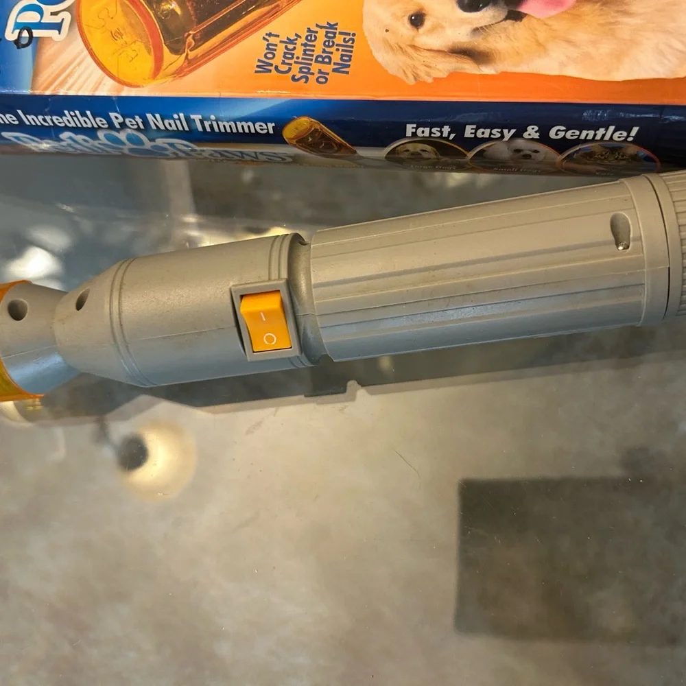 Petal & Pup Pedi Paws Pet Nail Trimmer - White, Blue, Orange pre owned